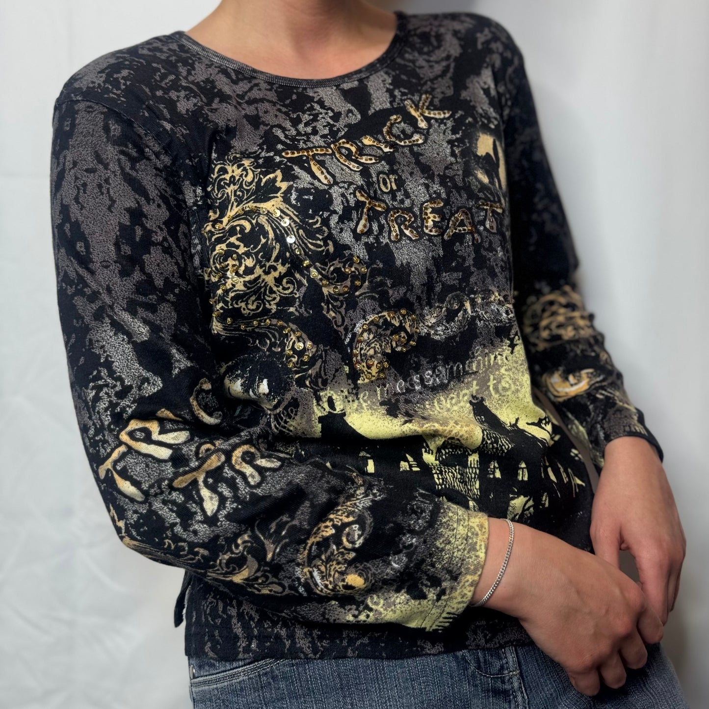 Y2K Trick or Treat Graphic Long Sleeve Top (L)
