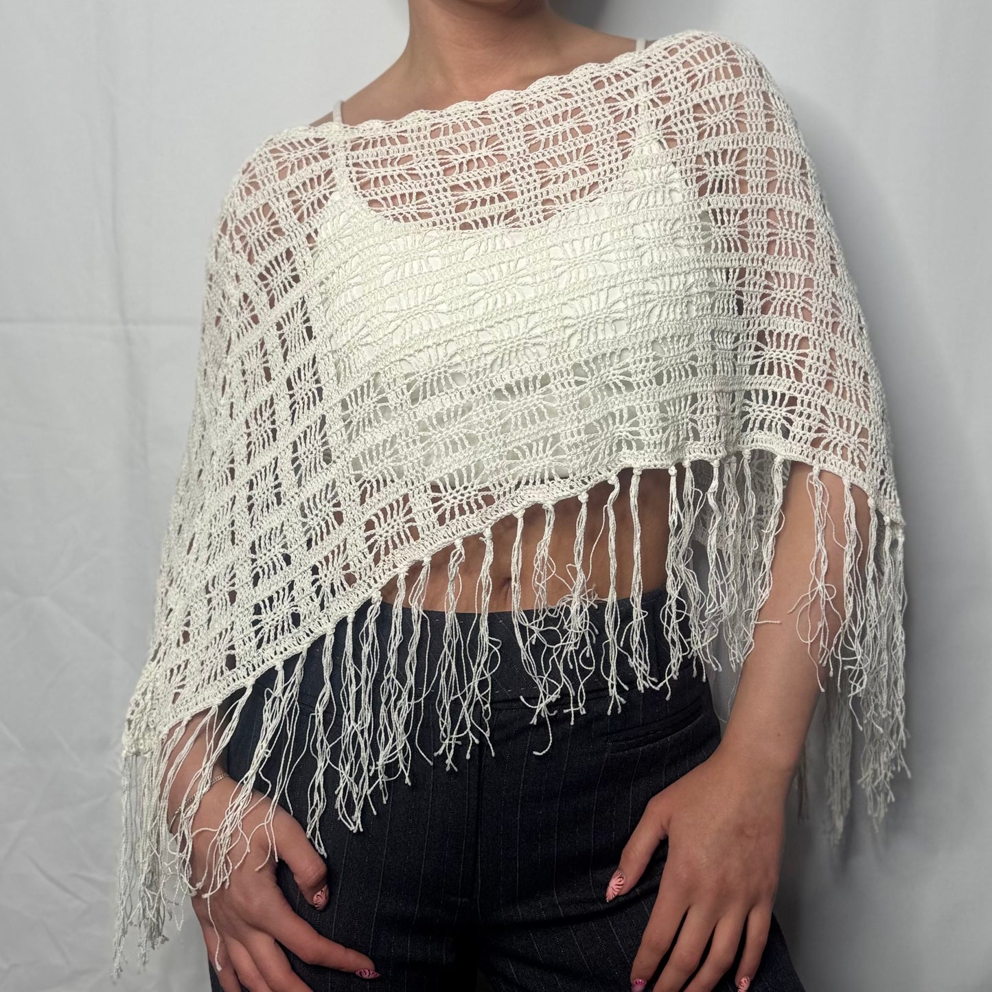 Vintage Crochet Fringe Poncho (ONE SIZE)