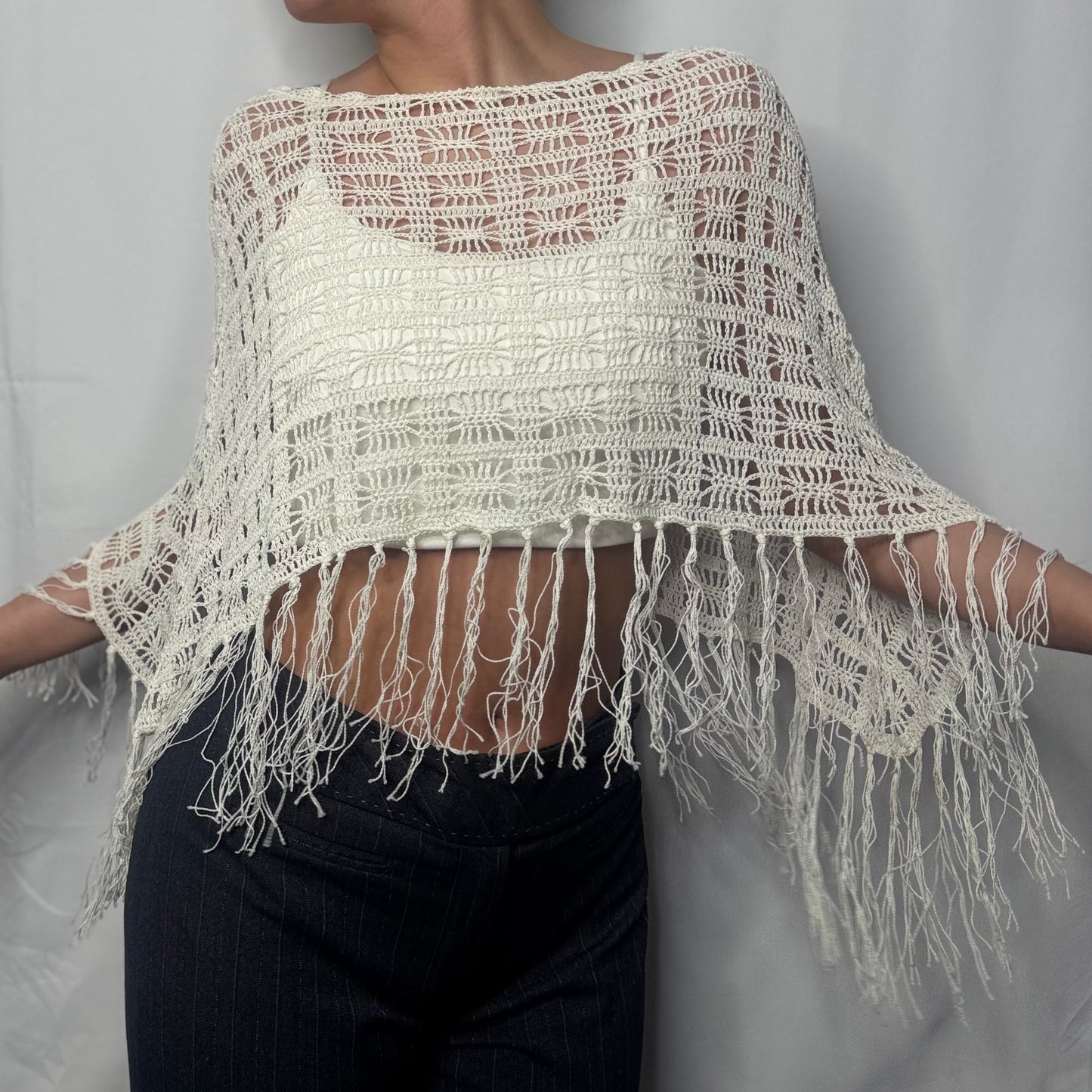 Vintage Crochet Fringe Poncho (ONE SIZE)