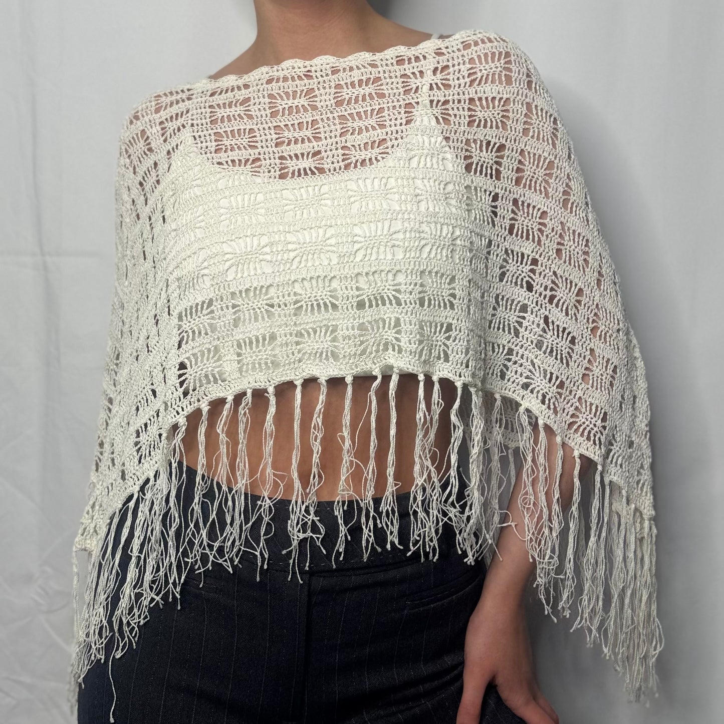 Vintage Crochet Fringe Poncho (ONE SIZE)