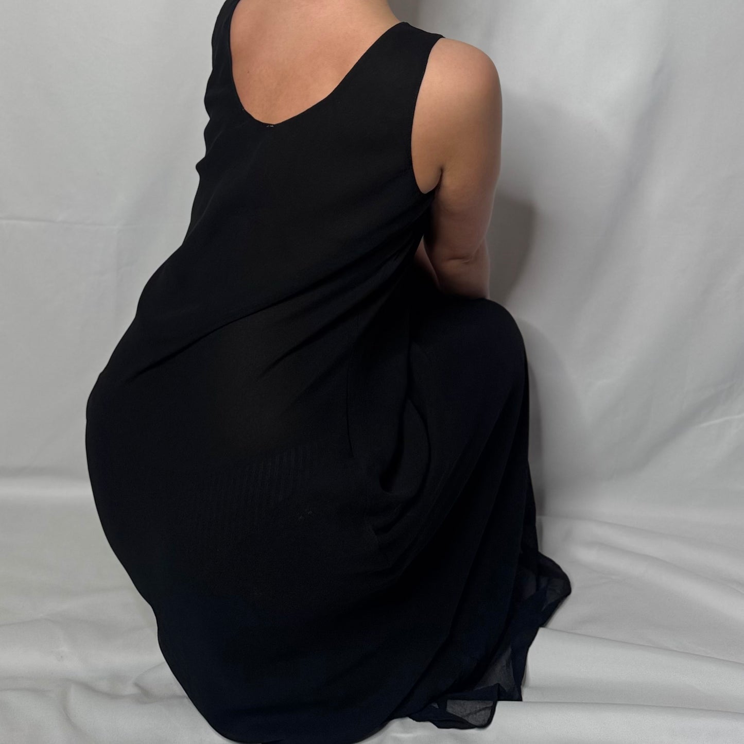 Elegant Scoop Neck Maxi Dress (S)
