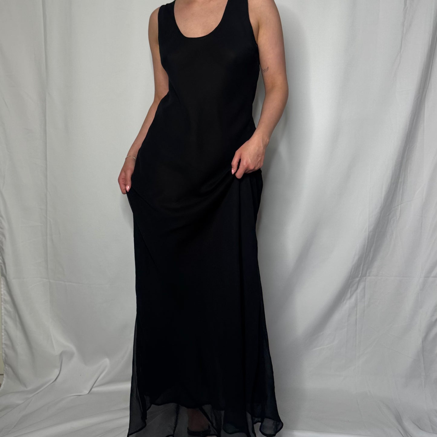 Elegant Scoop Neck Maxi Dress (S)